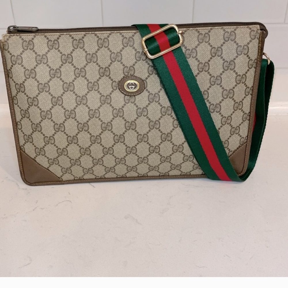 Gucci Beige Monogram Bag with Green and Red Strap Added Unbrand